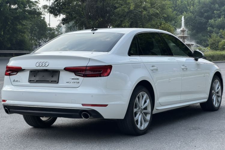 Used Audi A4L 2017 40 TFSI Style Edition
