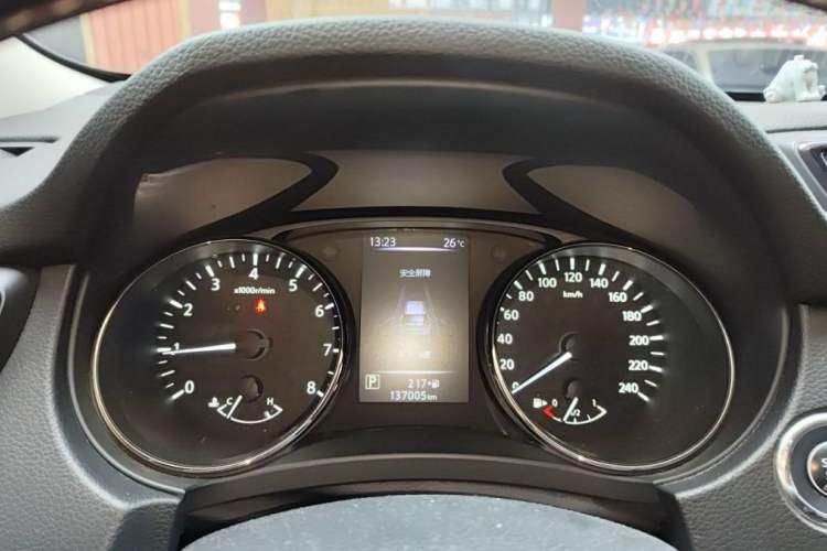 Used Nissan X-Trail 2019 2.0L CVT Smart Connect Comfort Edition 2WD
