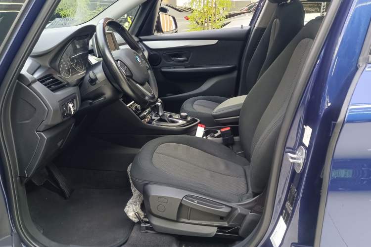 Used BMW 2 Series Active Tourer 2016 218i Fashion Model
