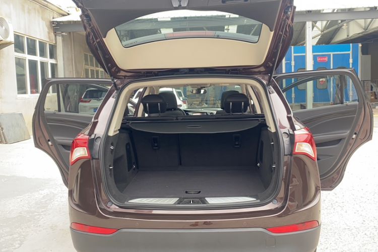 Used Buick Envision 2019 20T Two-Wheel Drive Elite Version China VI Standard
