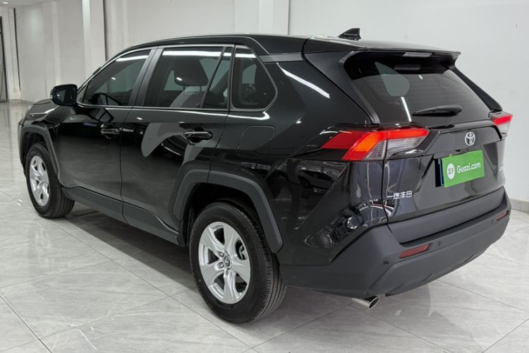 Used Toyota RAV4 2024 2.0L CVT Two-Wheel Drive Urban Edition
