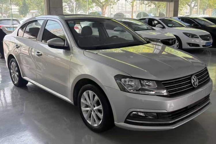 Used Volkswagen Lavida 2015 1.6L Automatic Comfort Edition
