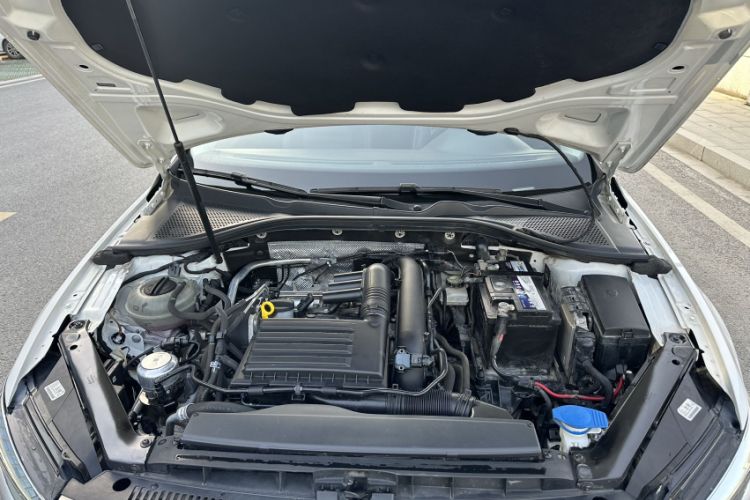 Used Volkswagen Lamando 2019 280TSI DSG Comfort Edition China VI standard
