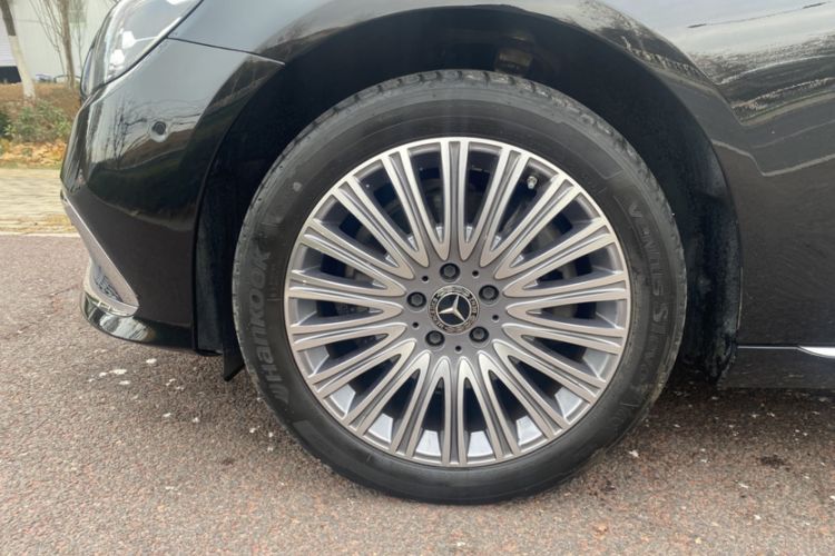 Used Mercedes-Benz E-Class 2022 Second Facelift E 300 L Fashion Edition