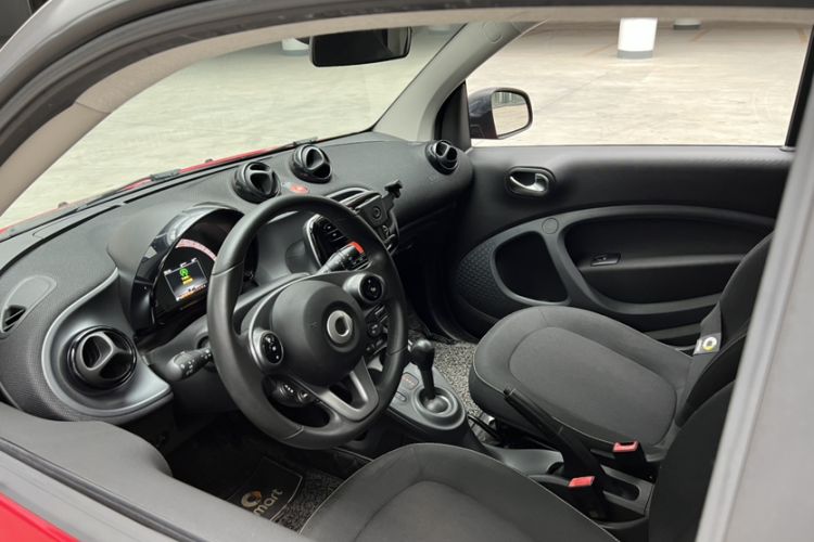 Used  fortwo 2018 1.0L 52kW Hardtop Passion Edition China V Standard
