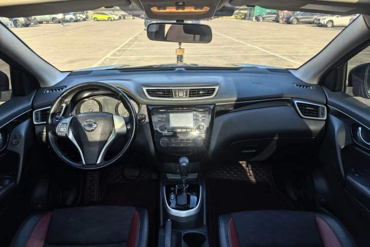 Used Nissan Qashqai 2016 2.0L CVT Luxury Edition
