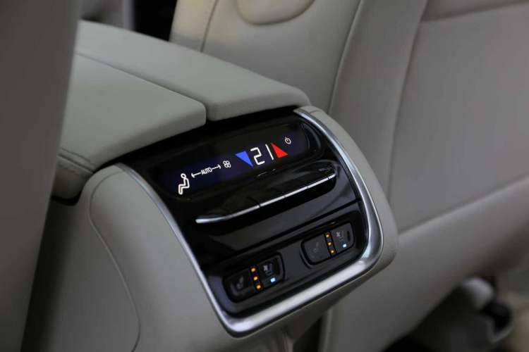 Used Buick Enclave 2022 652T 4x4 Avenir 6-Seater
