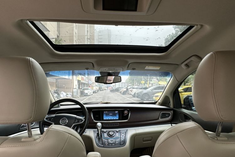 Used Buick GL8 2014 3.0L GT Luxury Business Haoya Edition
