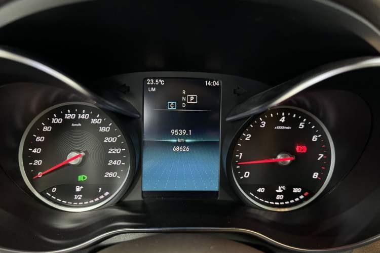 Used Mercedes-Benz GLC 2020 GLC 260 L 4MATIC Dynamic Model
