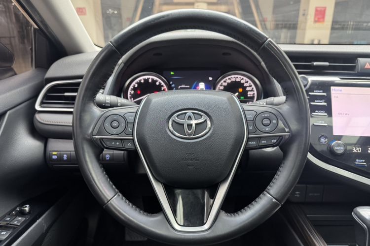 Used Toyota Camry 2018 2.5G Luxury Edition
