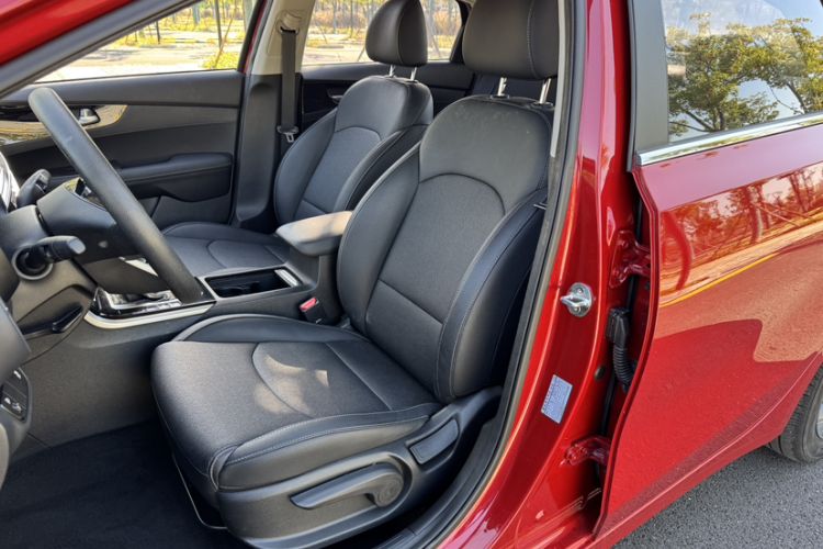 Used Kia K3 2019 1.5L CVT New Sharp Edition
