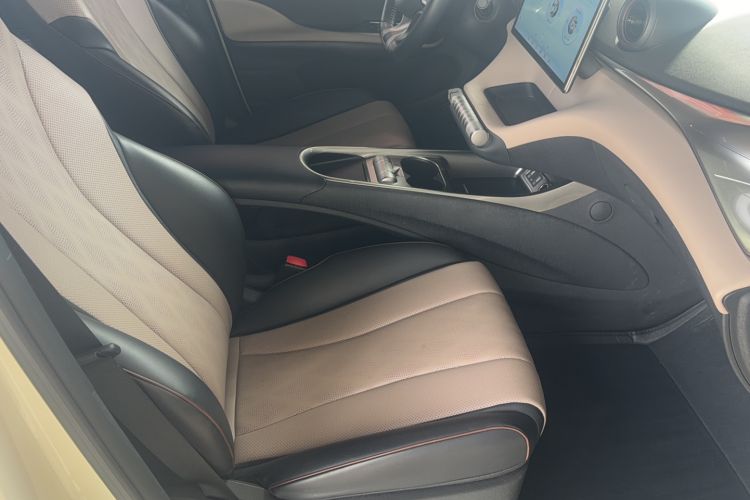 Used BYD Dolphin 2023 420 km Free Version
