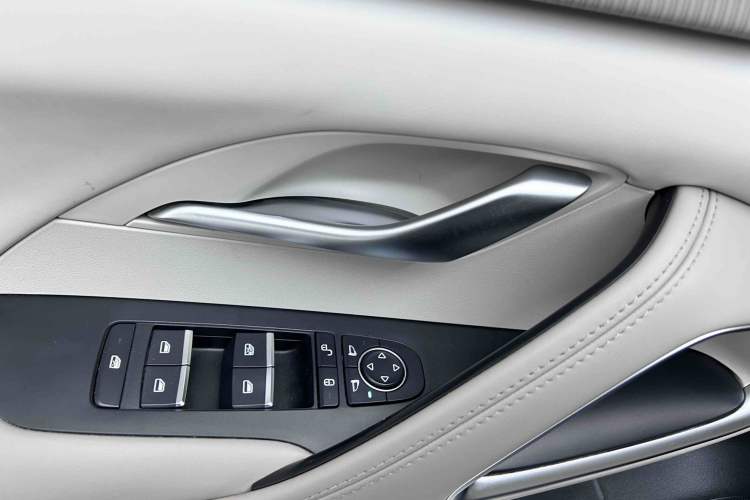 Used BYD Song Pro New Energy 2024 HONOR Edition DM-i 71KM Navigation Model