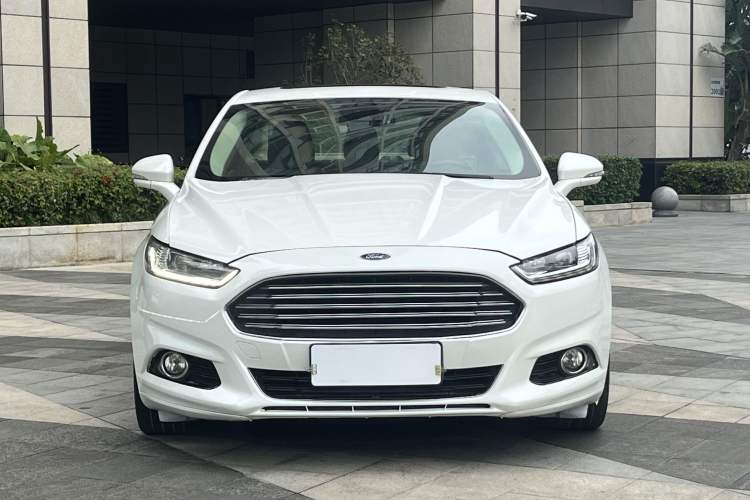 Used Ford Mondeo 2013 2.0L GTDi 200 Luxury Model
