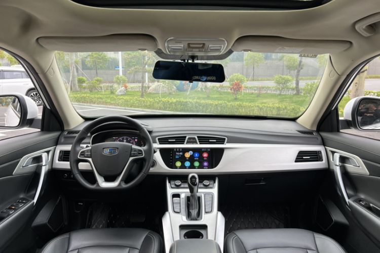 Used Geely Auto Emgrand X7 Sport 2018 1.8TD Automatic Two-Wheel Drive Smart Connect 4G Internet Edition
