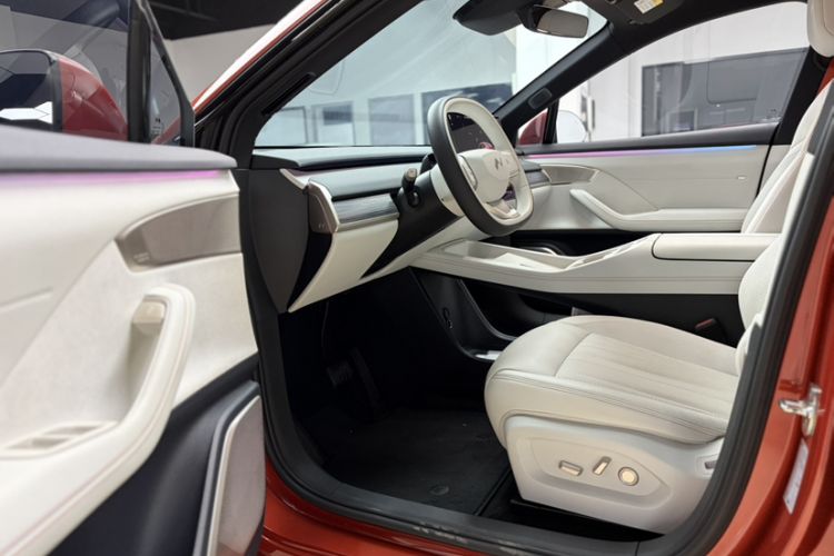 Used ONVO L60 2024 60 kWh Rear-Drive Version
