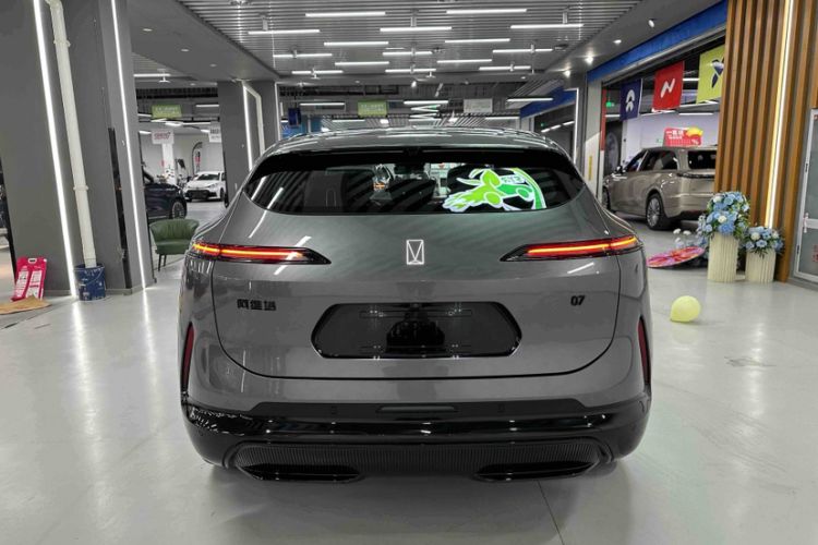 Used  07 2024 Max Extended-Range Edition