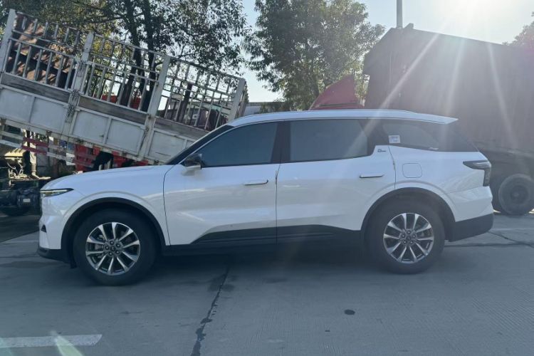 Used Ford Edge 2023 Ford Explorer L 2.0T EcoBoost E-Hybrid Two-Wheel Drive 7-Seater Luxury Model