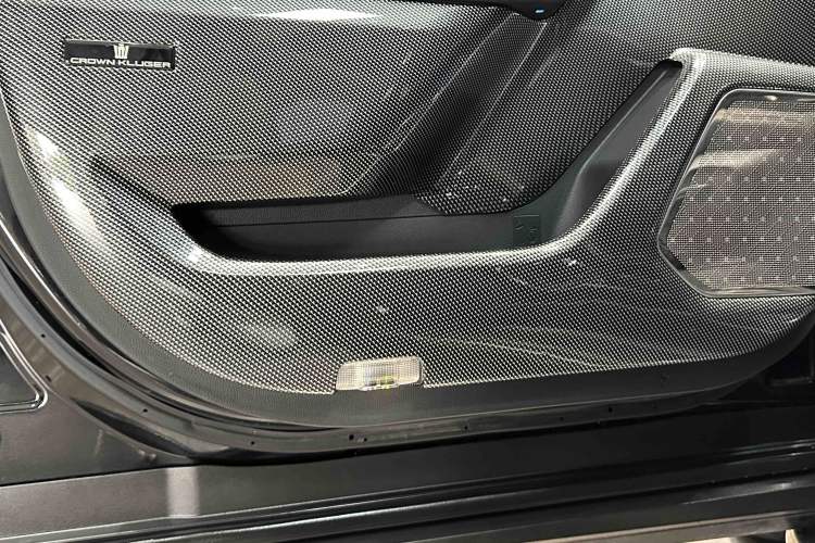 Used Toyota Crown Land Cruiser 2024 2.5L HEV Four-Wheel Drive Premium Edition