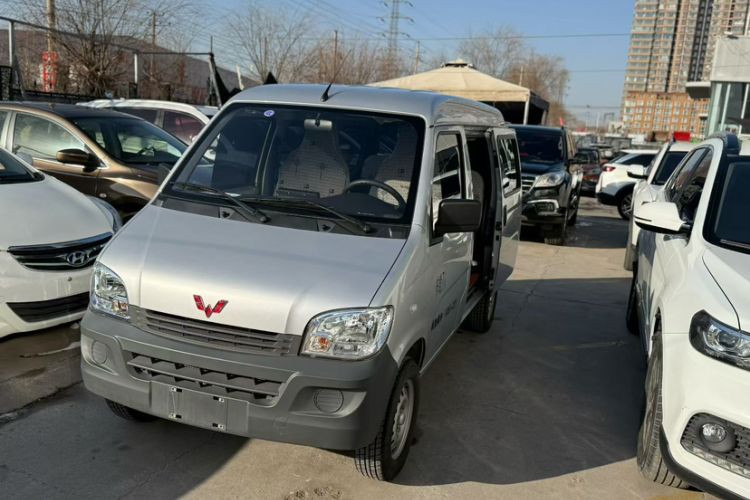 Used Wuling Zhiguang 2023 1.5L Practical Version 5/7 Seats