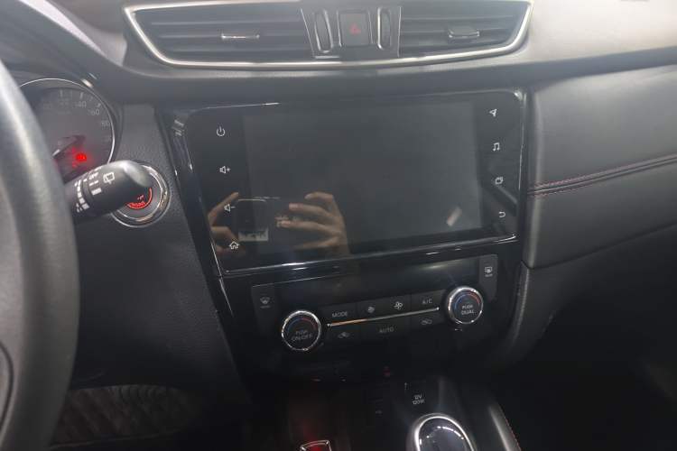 Used Nissan Qashqai 2022 2.0L CVT XV Smart Enjoyment Version
