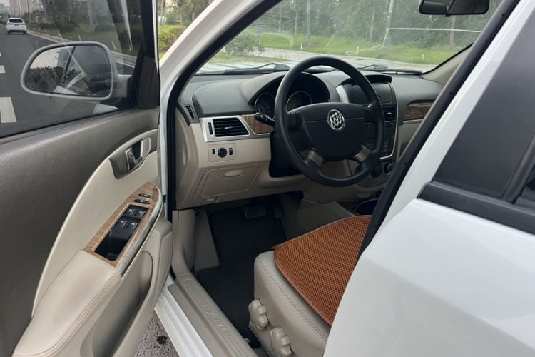 Used Buick Excelle 2015 1.5L Automatic Classic Model
