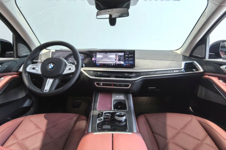 Used BMW X5 2023 xDrive 30Li Luxury M Sport Night Edition Package
