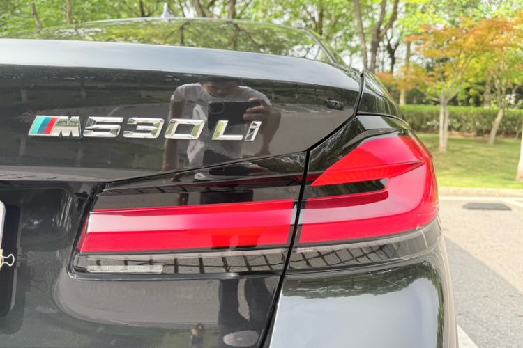 Used BMW 5 Series 2023 530Li Luxury Edition M Sport Package
