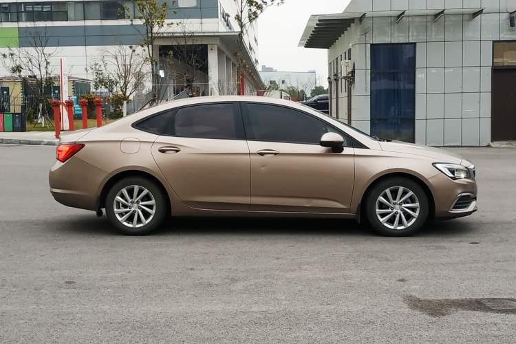 Used Buick Verano 2018 Sedan 15S Automatic Leading Model