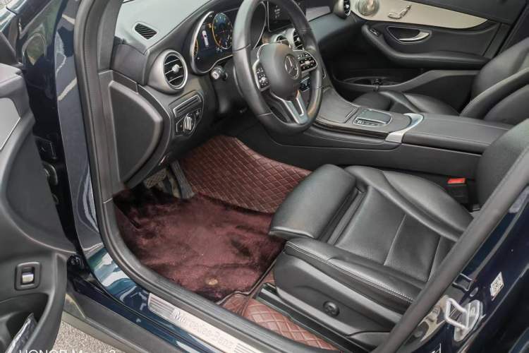 Used Mercedes-Benz GLC 2020 Facelifted GLC 260 L 4MATIC Dynamic Edition
