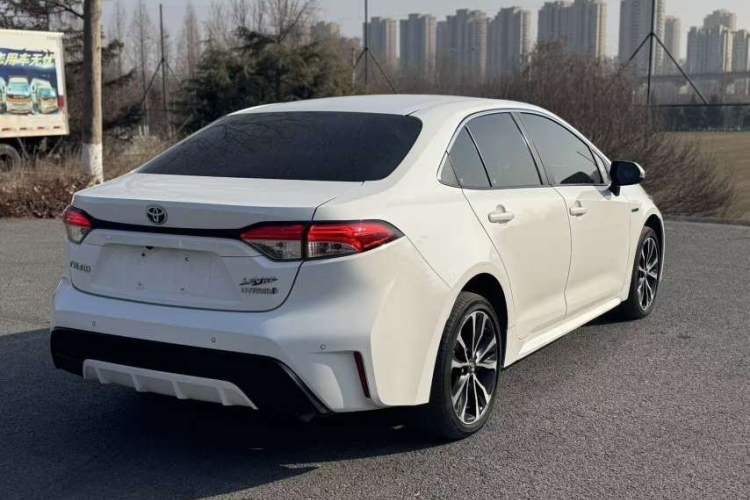 Used Toyota Levin 2022 Dual-Motor 1.8H E-CVT Sport Edition
