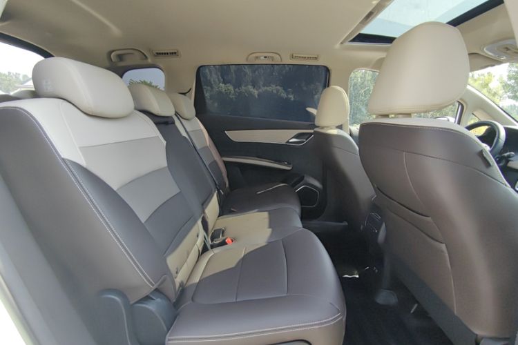 Used BYD Song MAX New Energy 2022 DM-i 105KM Prestige Model
