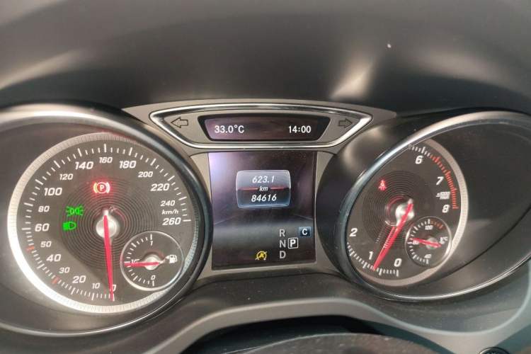 Used Mercedes-Benz GLA 2017 GLA 200 Fashion Model