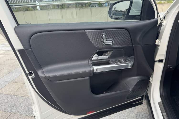 Used Mercedes-Benz GLB 2020 GLB 200 Dynamic Edition
