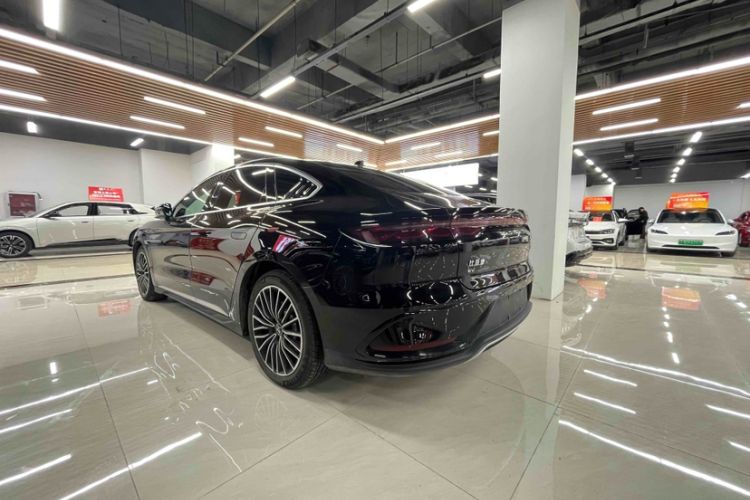 Used BYD Han 2025 EV with 701 km of Laser Radar-Enabled Intelligent Driving