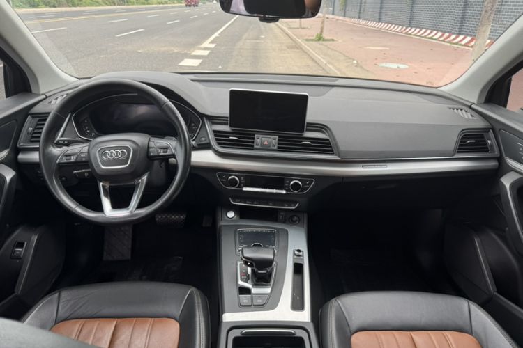 Used Audi Q5L 2020 Updated 40 TFSI Prestige Fashion Edition
