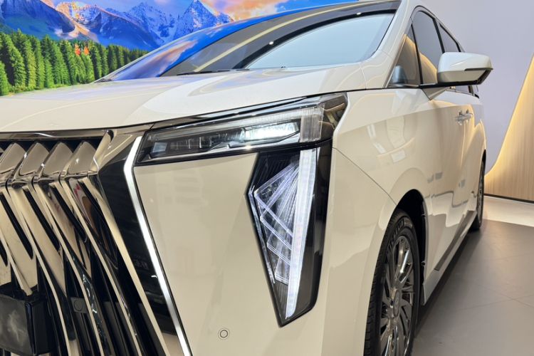 Used GAC Trumpchi M8 2023 Zongshi Series 400T Flagship Edition
