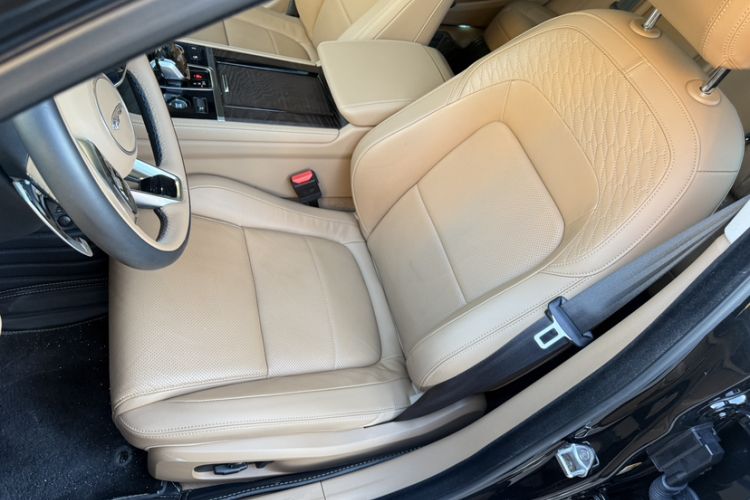 Used Jaguar XFL 2024 2.0T P250 Two-Wheel Drive Prestige Luxury Edition
