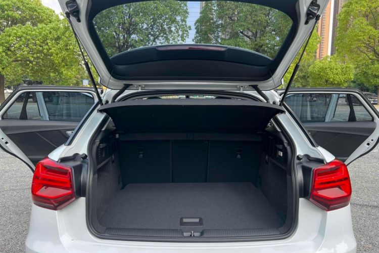 Used Audi Q2L 2021 35 TFSI Fashionable and Elegant Model
