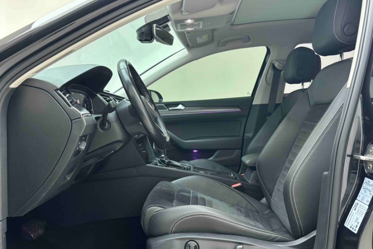 Used Volkswagen Magotan 2020 330TSI DSG Luxury Edition
