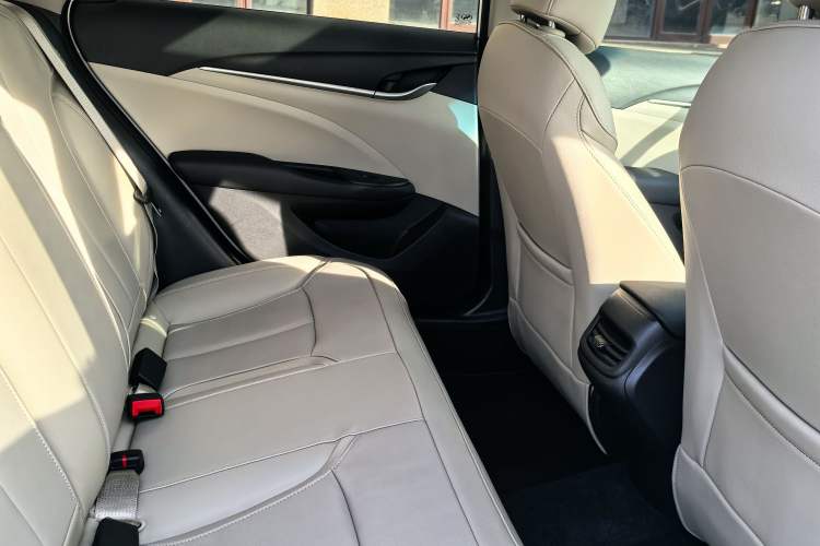 Used Buick GT 2019 15T Dual-Clutch Connected Elite Model China VI
