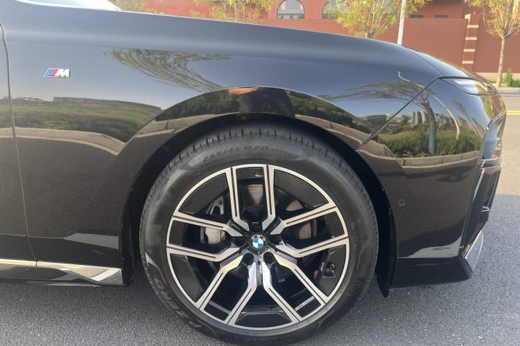 Used BMW 7 Series 2023 735Li M Sport Package
