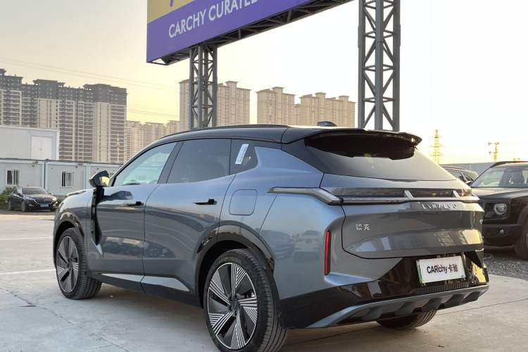 Used Lynk & Co 08 EM-P 2025 245km Ultra-Long Range Halo
