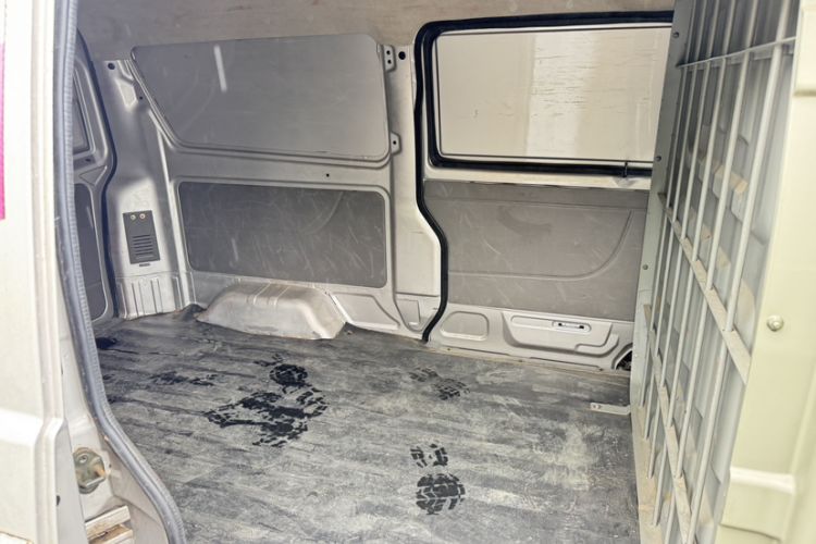 Used Kuayue V3 2017 1.2L Box-Type Truck DK12-10
