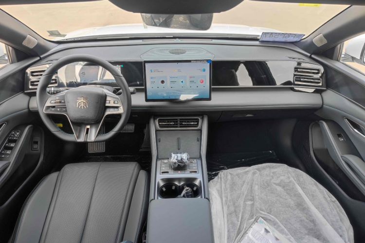 Used BYD Qin L 2024 DM-i 80KM Beyond Model
