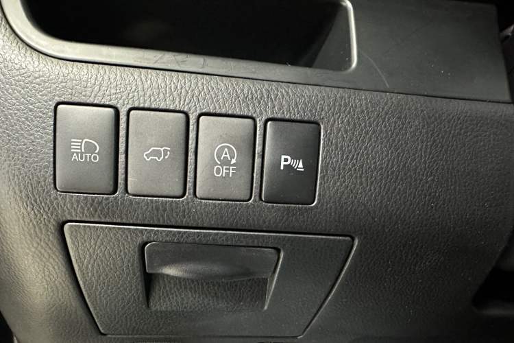 Used Toyota Highlander 2021 2.0T Four-Wheel Drive Prestige Version 7 Seats