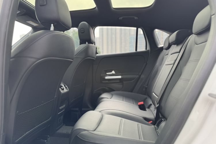 Used Mercedes-Benz GLA 2023 GLA 220
