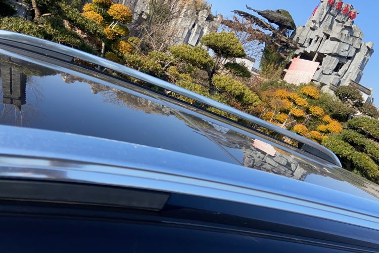 Used Ford Edge 2017 EcoBoost 245 Two-Wheel-Drive Sporty 7-Seater
