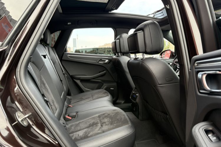 TDK.VehicleDetails.img