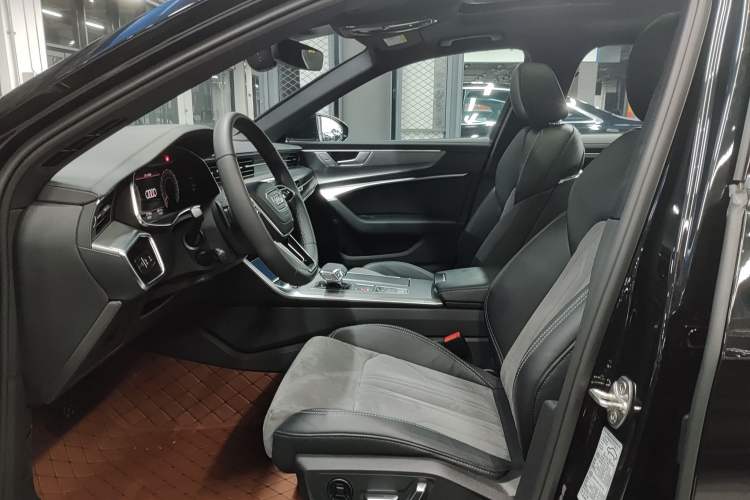 Used Audi A6L 2023 Revised 45 TFSI Prestige Dynamic Edition
